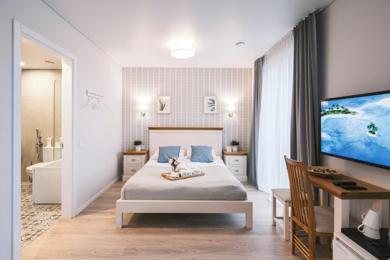 J14A I Rooms & Apartments Automated Self Check-In 维尔纽斯 外观 照片
