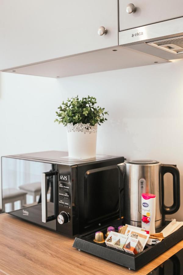 J14A I Rooms & Apartments Automated Self Check-In 维尔纽斯 外观 照片