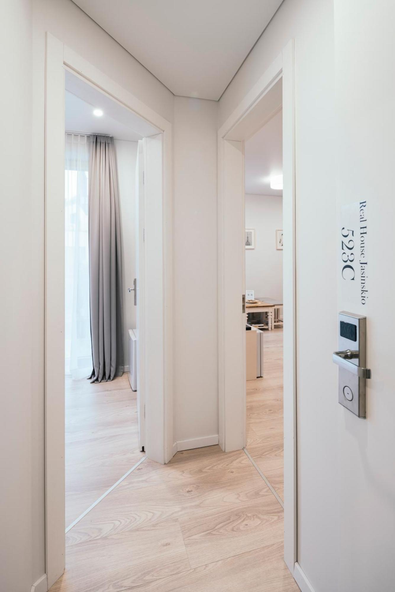 J14A I Rooms & Apartments Automated Self Check-In 维尔纽斯 客房 照片