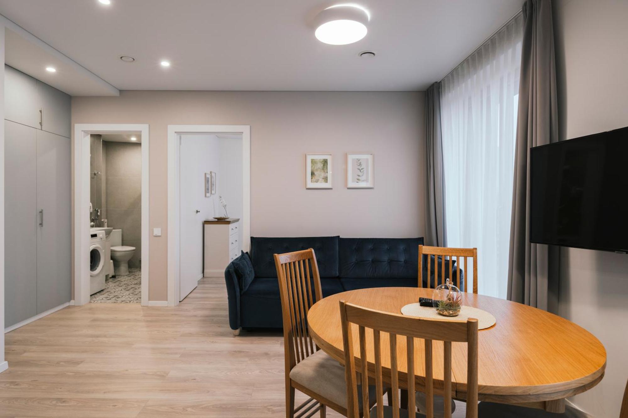 J14A I Rooms & Apartments Automated Self Check-In 维尔纽斯 外观 照片