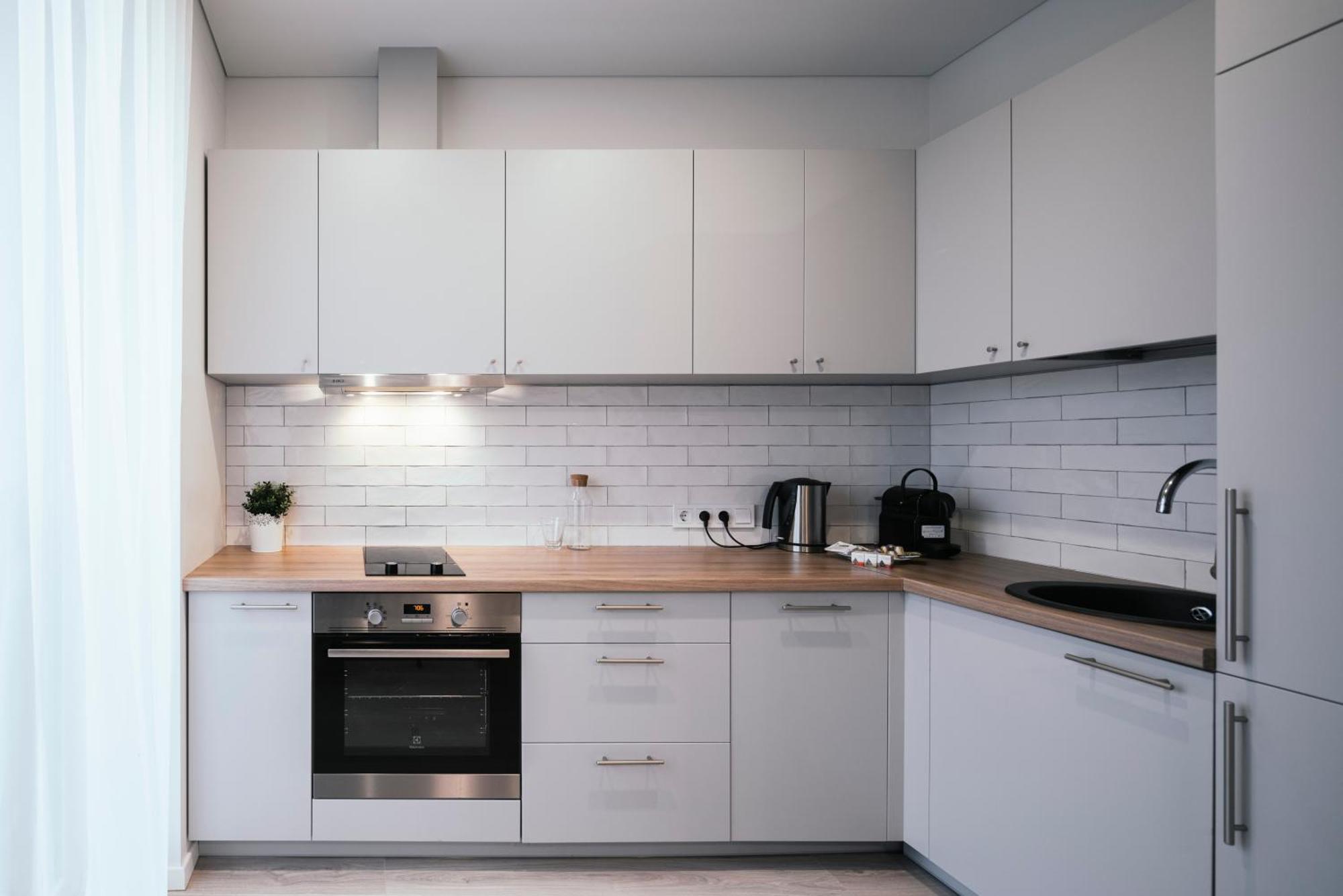 J14A I Rooms & Apartments Automated Self Check-In 维尔纽斯 外观 照片