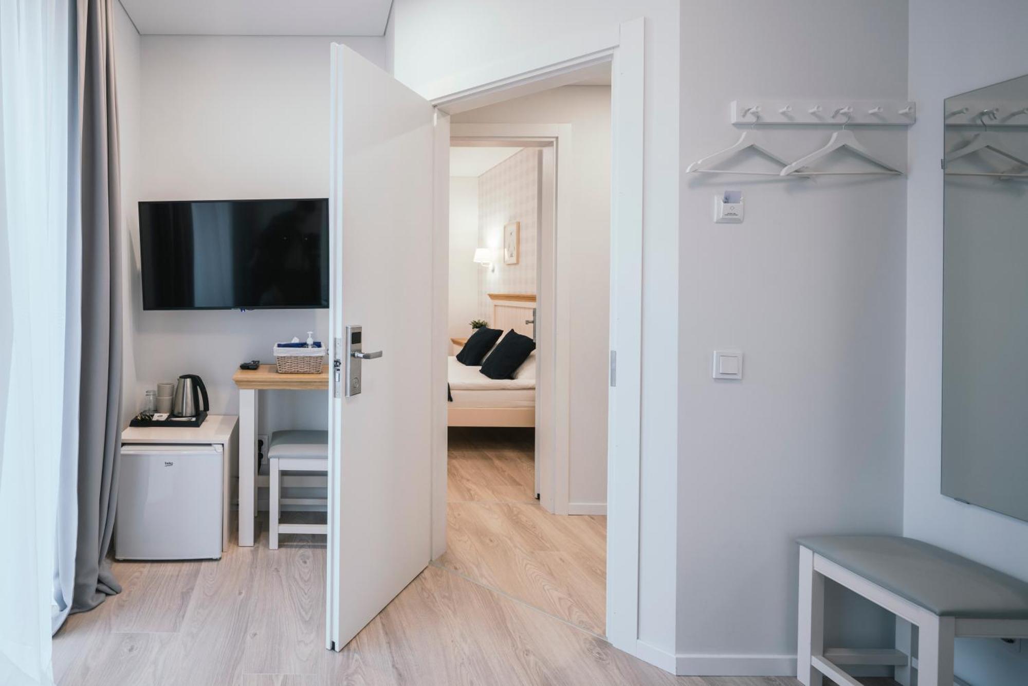 J14A I Rooms & Apartments Automated Self Check-In 维尔纽斯 外观 照片